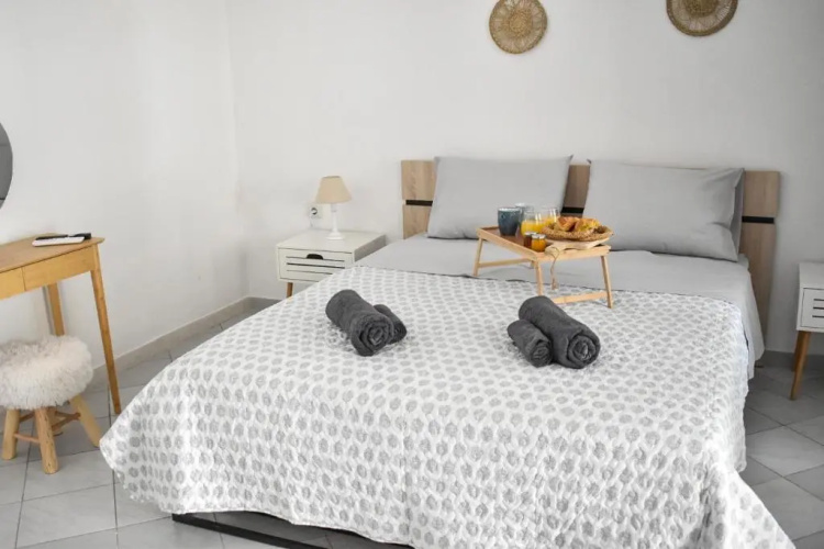 Raeti Cretan Guesthouse