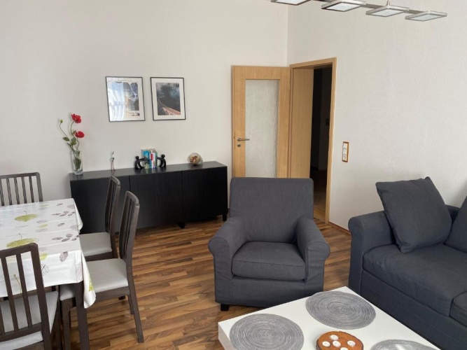 3 Bedrooms Apartment