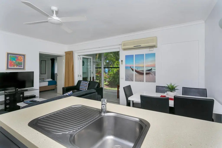 Agincourt Beachfront Apartments