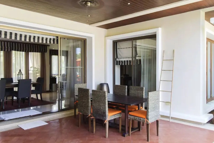 Laguna Golf Villa