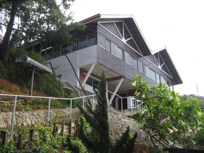 Strawberry Garden Hotel