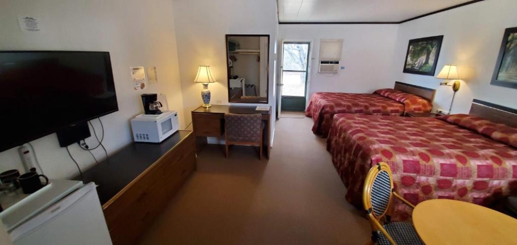 Deluxe Quadruple room