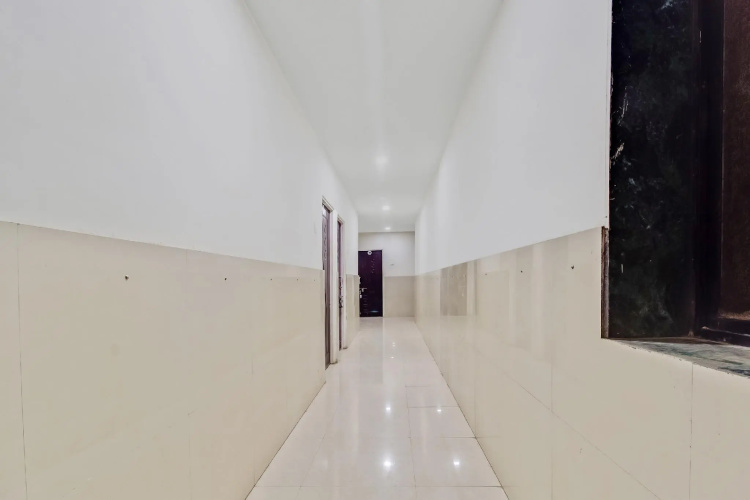 SPOT ON 60612 Hotel Surbhi