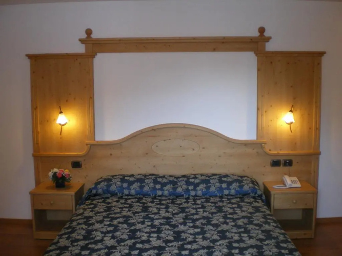Arnica Hotel Garni a Molveno