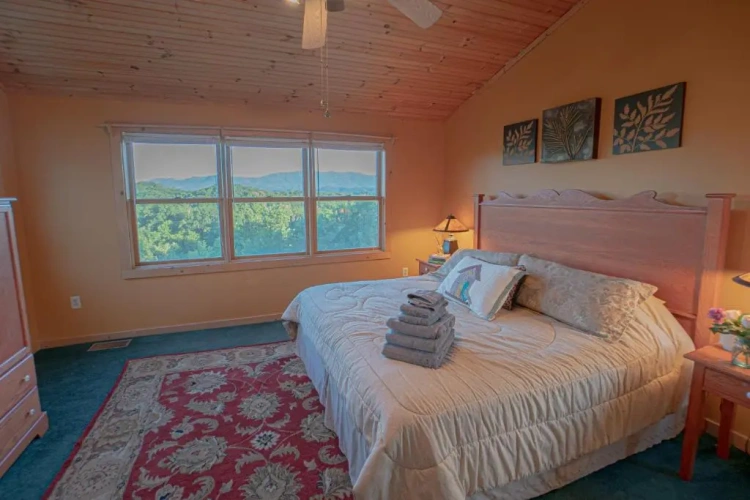 3 Bedrooms Cottage