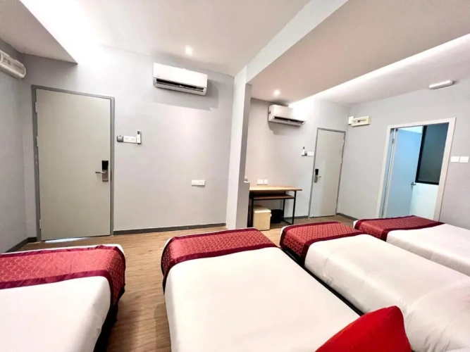 Deluxe Family room
