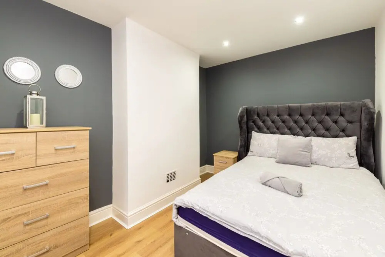 Lush Apartments 4 Bedroom House - Gilroy