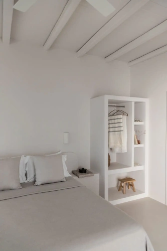 Deluxe Studio