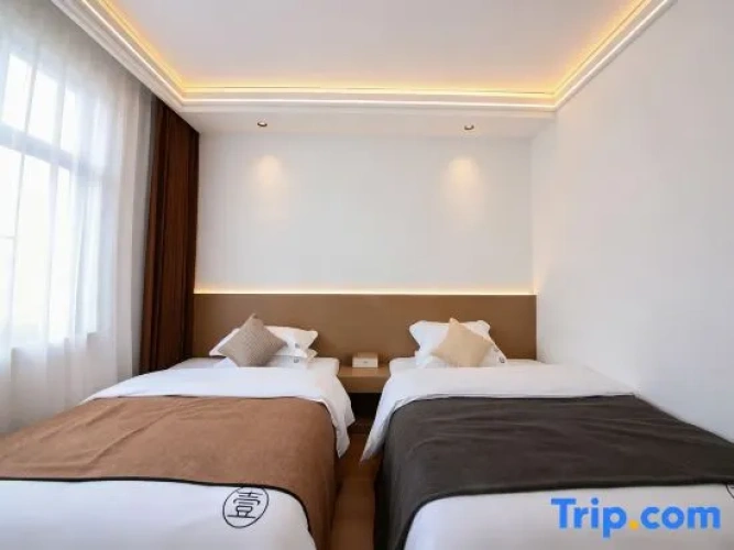 Twin Family Suite