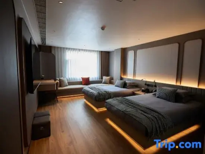 Jiuzhou Hot Spring Hotel