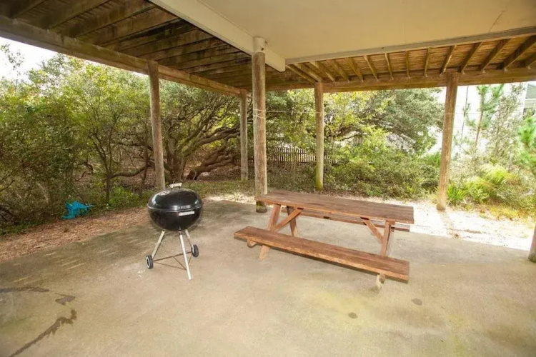 Hess Virginia - 5 Br Home