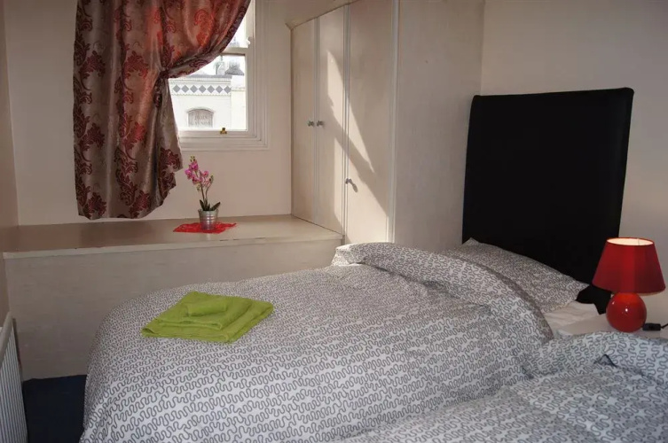 Crompton Hall Holiday Apartments