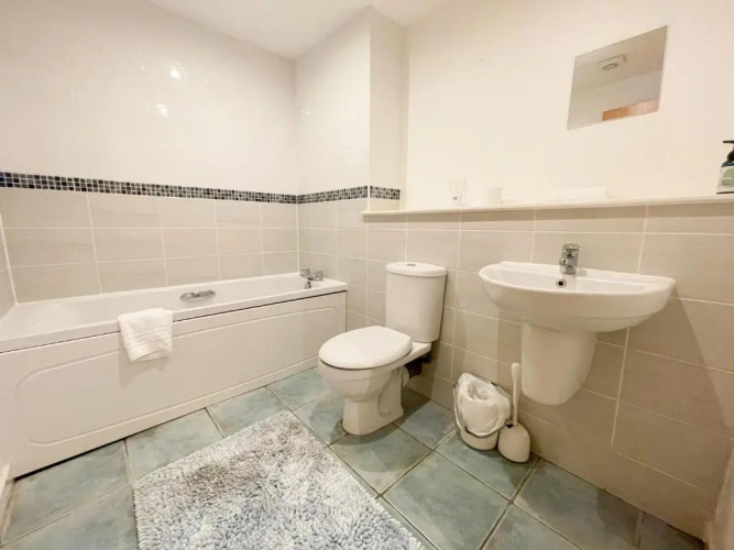 Kelvingrove 2 Bedroom Apartment - Private Parking