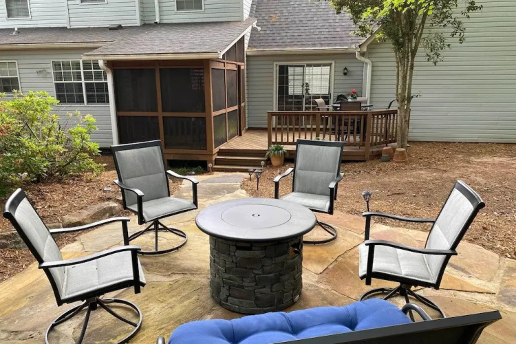 Modern Home w/ Yard + Deck, 1 Mi to Clemson U!
