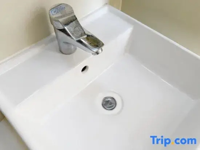Yiju Hotel