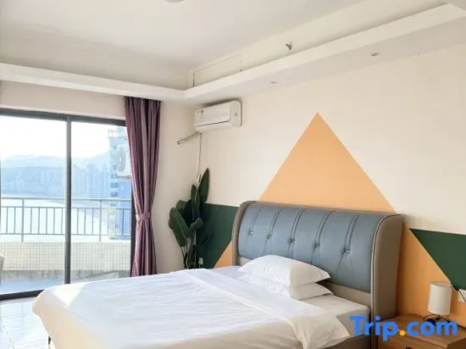 2 Bedrooms Family Suite with sea view