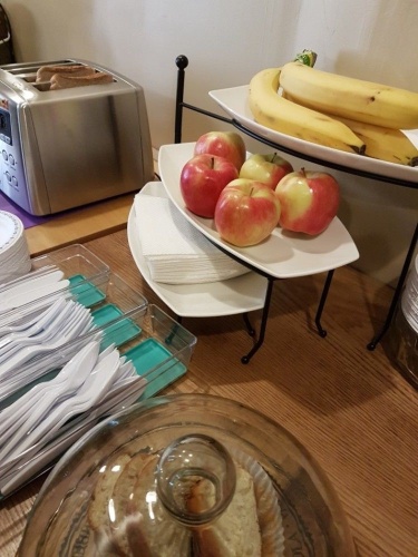 Airport Inn photo 13