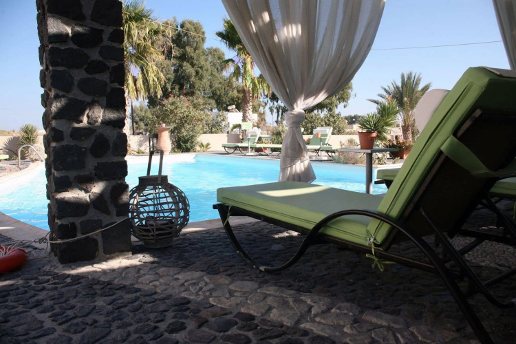 Villa Anemomilos