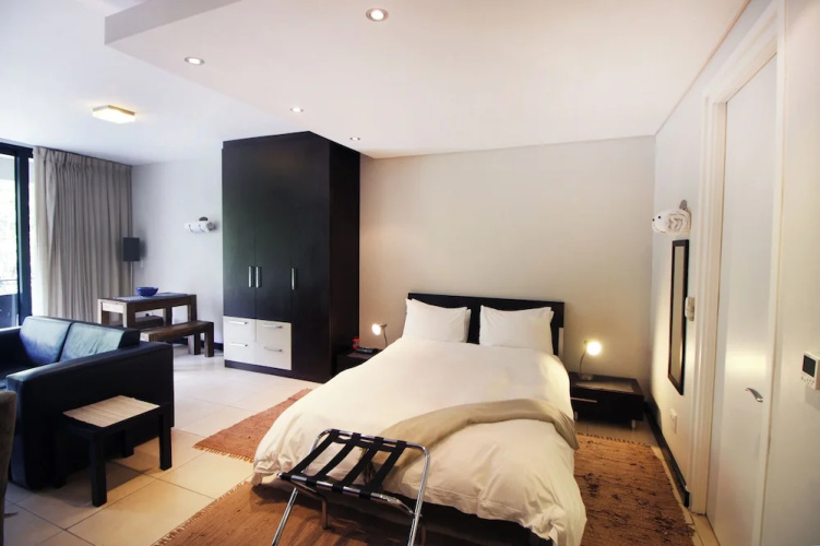Cosy Studio in Camps Bay