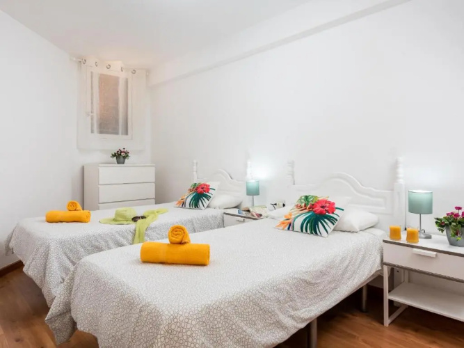 32 BRIGHT COPACABANA ocean view free WiFi