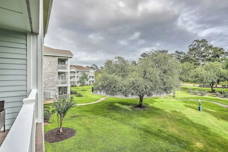2 Bedrooms Apartment with balcony