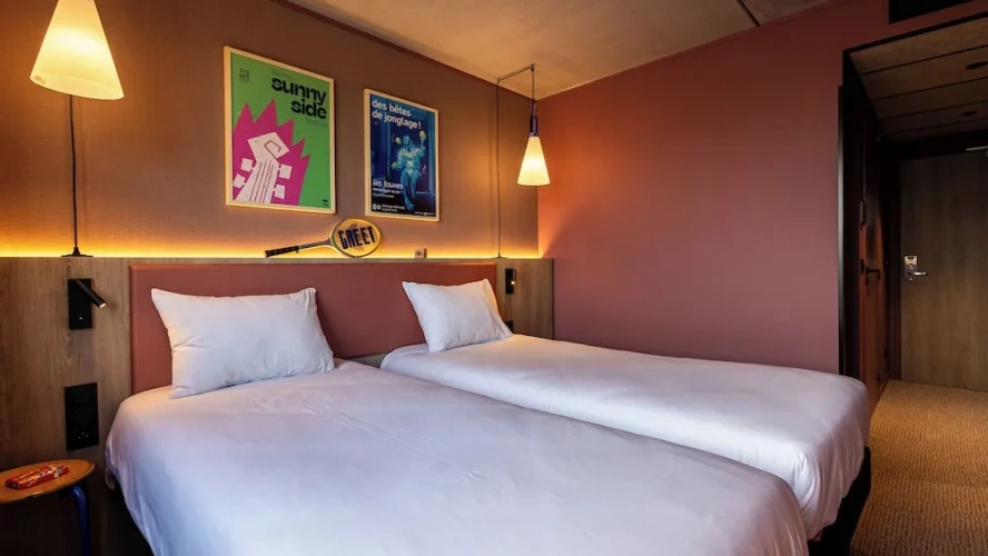 Standard Twin room