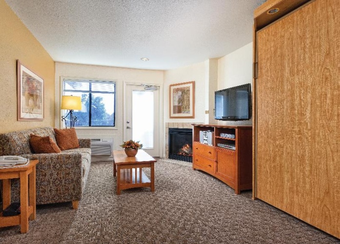 1 Bedroom Standard room with balcony