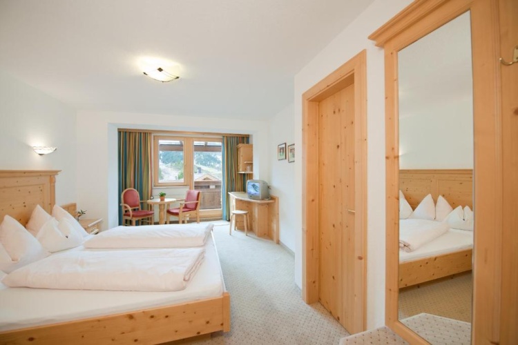 Standard Double room with balcony