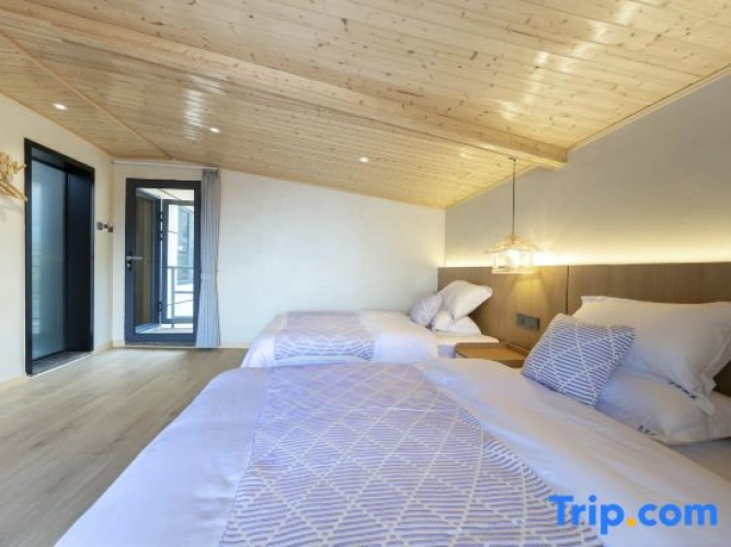 Standard Double room with sunrise view