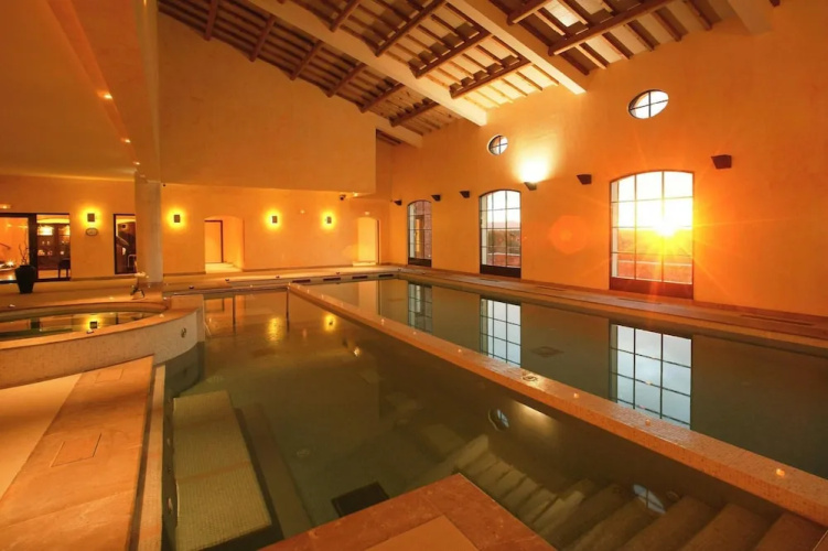 Relaxing La Motte Hideaway for a Group