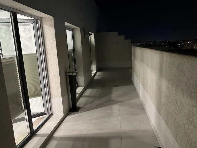 Amazing 2-Room Penthouse Cityview W13