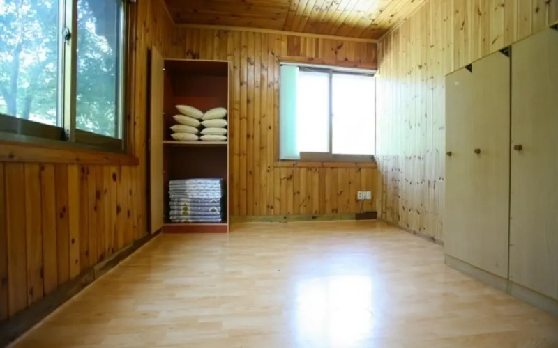 Gapyeong Kalbongsan Caravan Pension