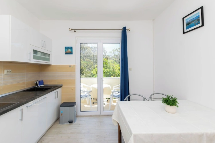 Apartment with balcony