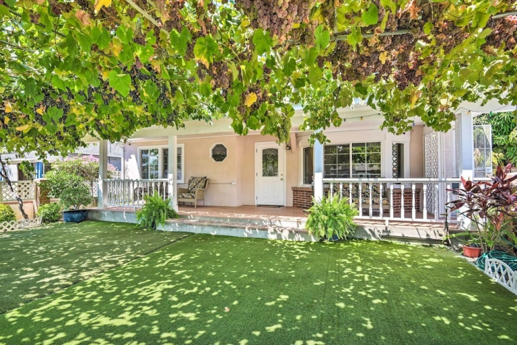 1 Bedroom Cottage with balcony