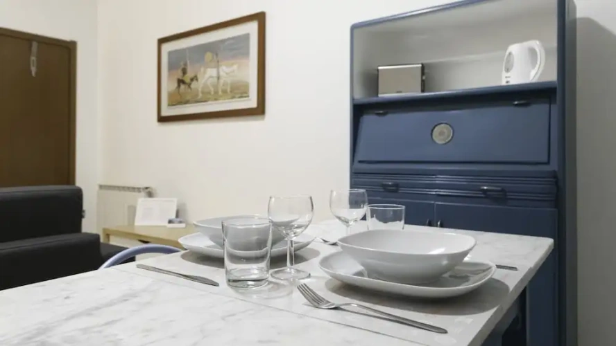 1 Bedroom Apartment