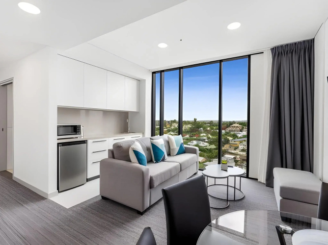 Essence Suites Taringa