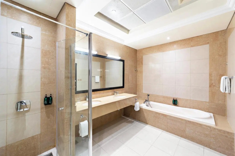 Al Hamra Residence photo 9