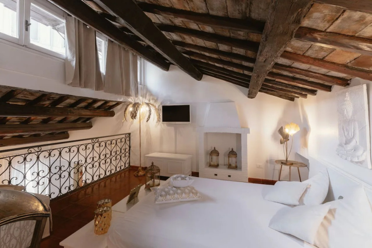 Navona Home