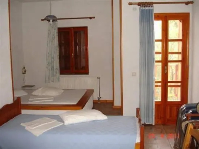 Dina Studio Maisonettes