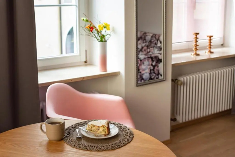 Moor Apartment 6
