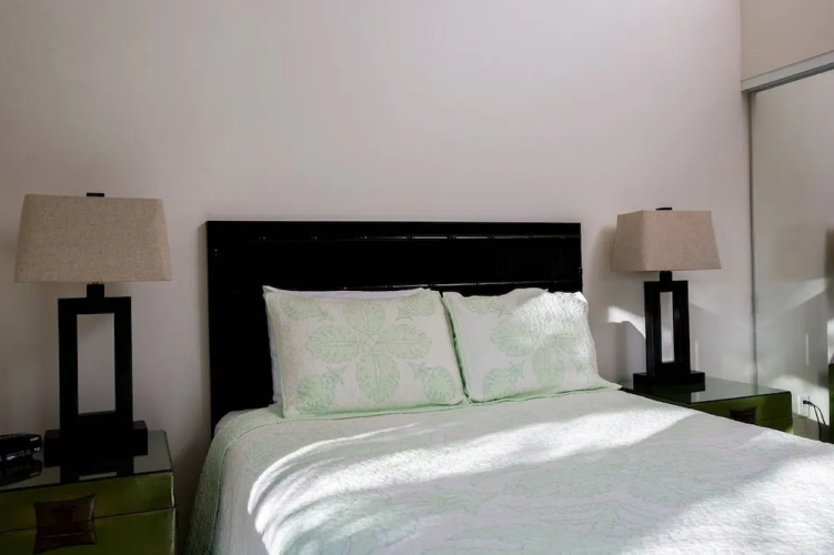 Aina Nalu - Two Bedroom Condo