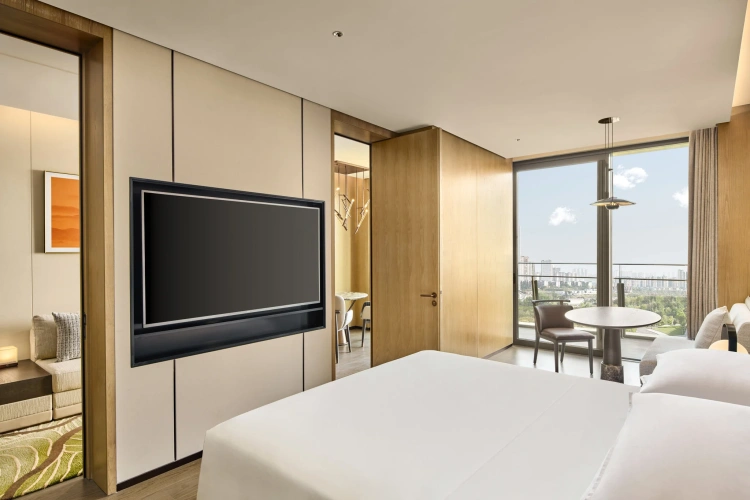 Double Suite