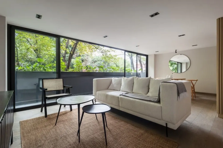 2 Bedrooms Premium Apartment with balcony
