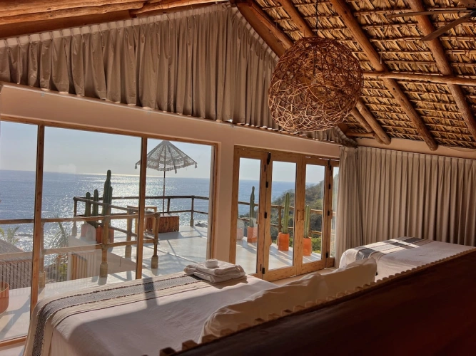2 Bedrooms Bungalow