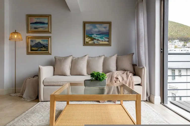 Cozy Corner Apartment