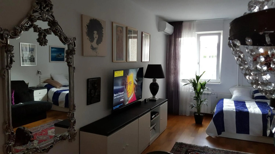 Apartment Elza
