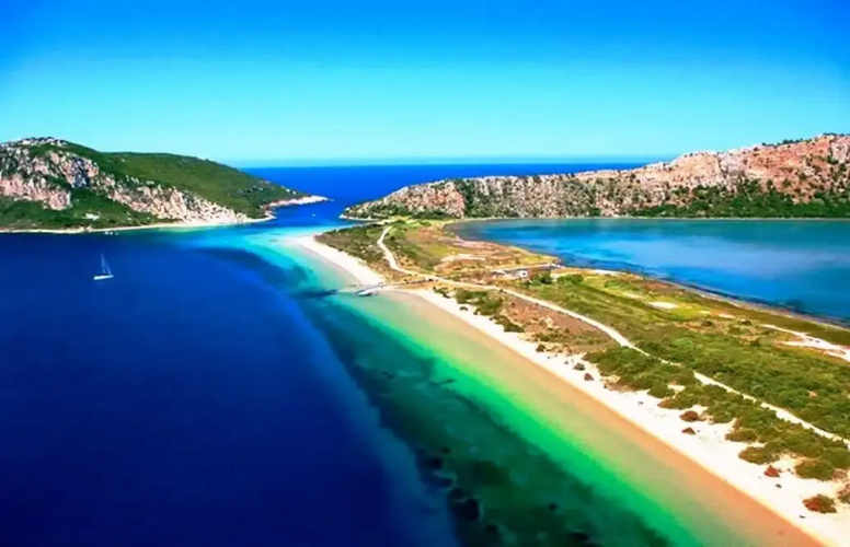 Iridia Resort