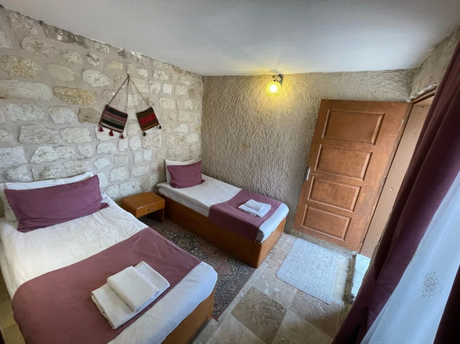 Dede Cave Hotel