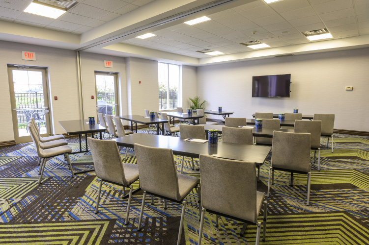 Holiday Inn Express & Suites North Bay photo 21