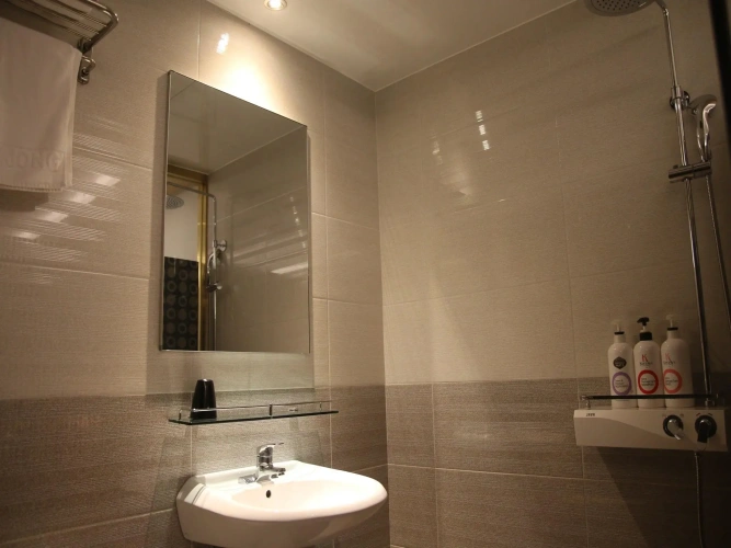 Deluxe Twin Family room